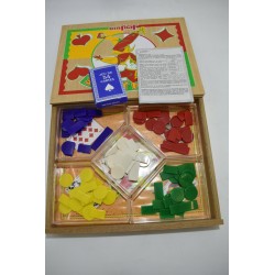 Nain Jaune Jeujura jeu de société coffret bois cartes a jouer paris mises jeux jura réédition ancien