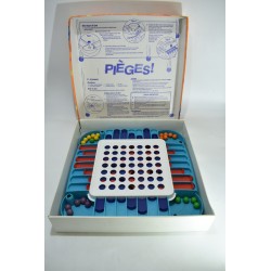 Pieges ! Mb Edition jeux jeu de société bille piège plateau trappe