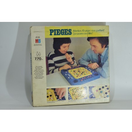 Pieges ! Edition Mb jeux jeu de société 1972 billes verres plateau trappe jeu de logique piège