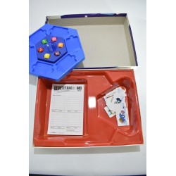 Le petit bac mb jeux  Edition la course aux noms jeu de société famille catégories