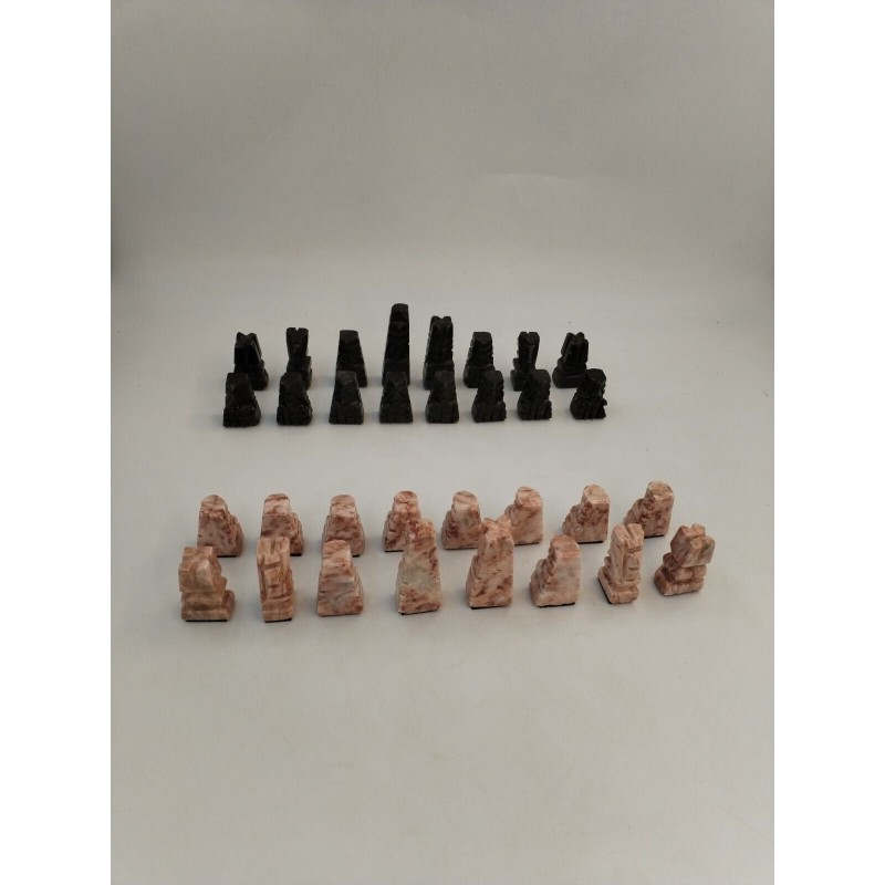 Jeux D'échecs 32 Pièces En Marbre Rose Et Noir Sculpté Aztèques Incas Jeu Echec Jeux D'échecs 32 Pièces En Marbre Rose Et Noir Sculpté Aztèques Incas Jeu Echec