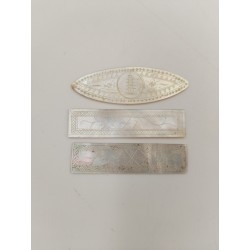 Lot De 3 Jetons Anciens Mises Nacre Gravé Ciselé Fleurs Poker Casino Jeu Jeux 