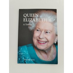 Queen Elizabeth II A Tribute Stewart Binns Livre Biographie Photos Illustrations