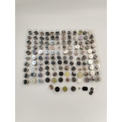 Lot Neuf + De 400 Boutons 124 Boîtes De Couture Mercerie Manchette Création