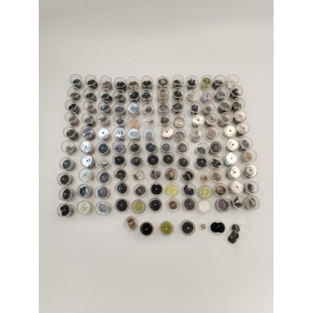 Lot Neuf + De 400 Boutons 124 Boîtes De Couture Mercerie Manchette Création