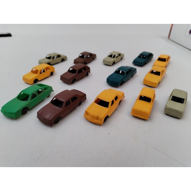 Lot 14 Voitures Jouef HO Mercedes Bmw Renault R5 4L Citroën Opel Golf Volkswagen Lot 14 Voitures Jouef HO Mercedes Bmw Renault R5 4L Citroën Opel Golf Volkswagen