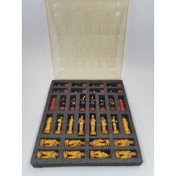 The Chessmen Pompier Fireman Jeux D'échecs Jeu Echec Classique Comme Neuf