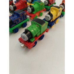 Lot De 12 Trains Thomas Train Aimanté Circuit Pistes Rails Jeu Jouet