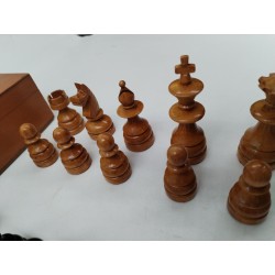 Jeu D Échecs Bois Vernis Feutrine Jeux Échec Artefactos Madeira Stori Peixoto...